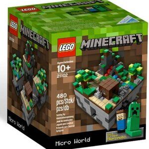 NIB Retired Lego Minecraft 21102 Micro World Set